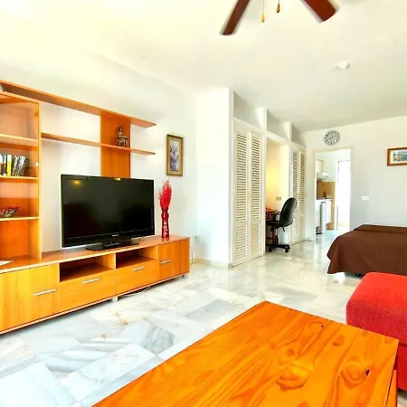 Apartman Estudio Solo Adultos, Cerca Al Mar Y A Playa De Las Americas, Freewifi, Piscina Tenerife Costa Adeje (Tenerife)
