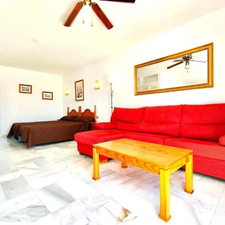 Estudio Solo Adultos, Cerca Al Mar Y A Playa De Las Americas, Freewifi, Piscina Tenerife Apartman Costa Adeje (Tenerife)